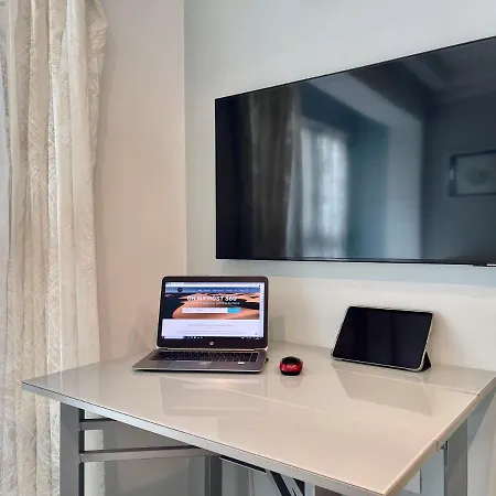Hierro 19 Canteras Beach. Parking Available * Las Palmas de Gran Canaria